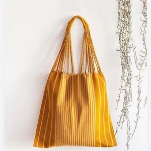 Handwoven Chiapas Hammock Tote Bag Mustard NWOT Boho Beach Bag  Festival Hippie
